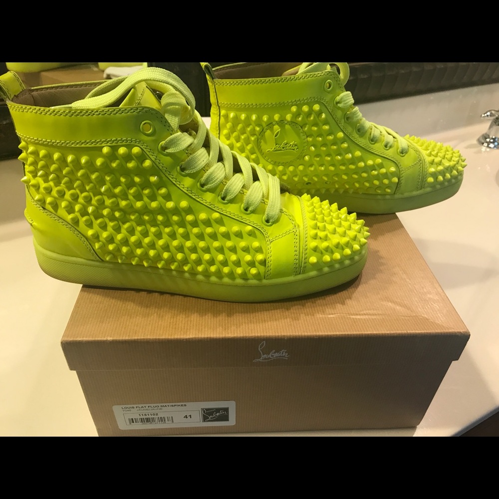 🚫SOLD🚫Christian Louboutin Spike Sneakers
